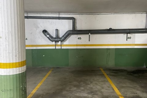 Garage à Sabadell, Barcelona, Espagne No. 184702