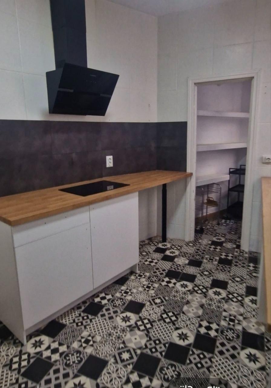 Huoneisto Madrid, Espanja 4 makuuhuonetta, 163 m2 No. 181685