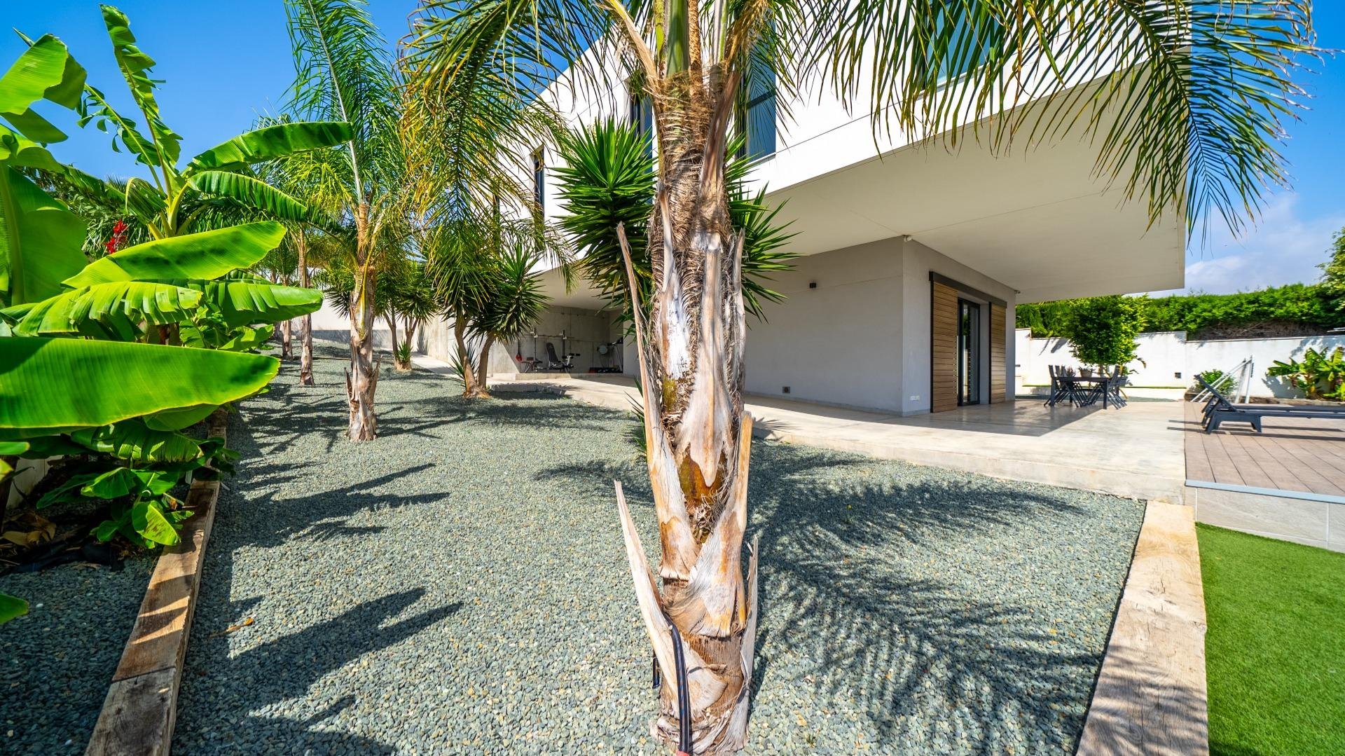Villa Alicante, Spānijā 5 istabas, 361 m2 Nr. 181684