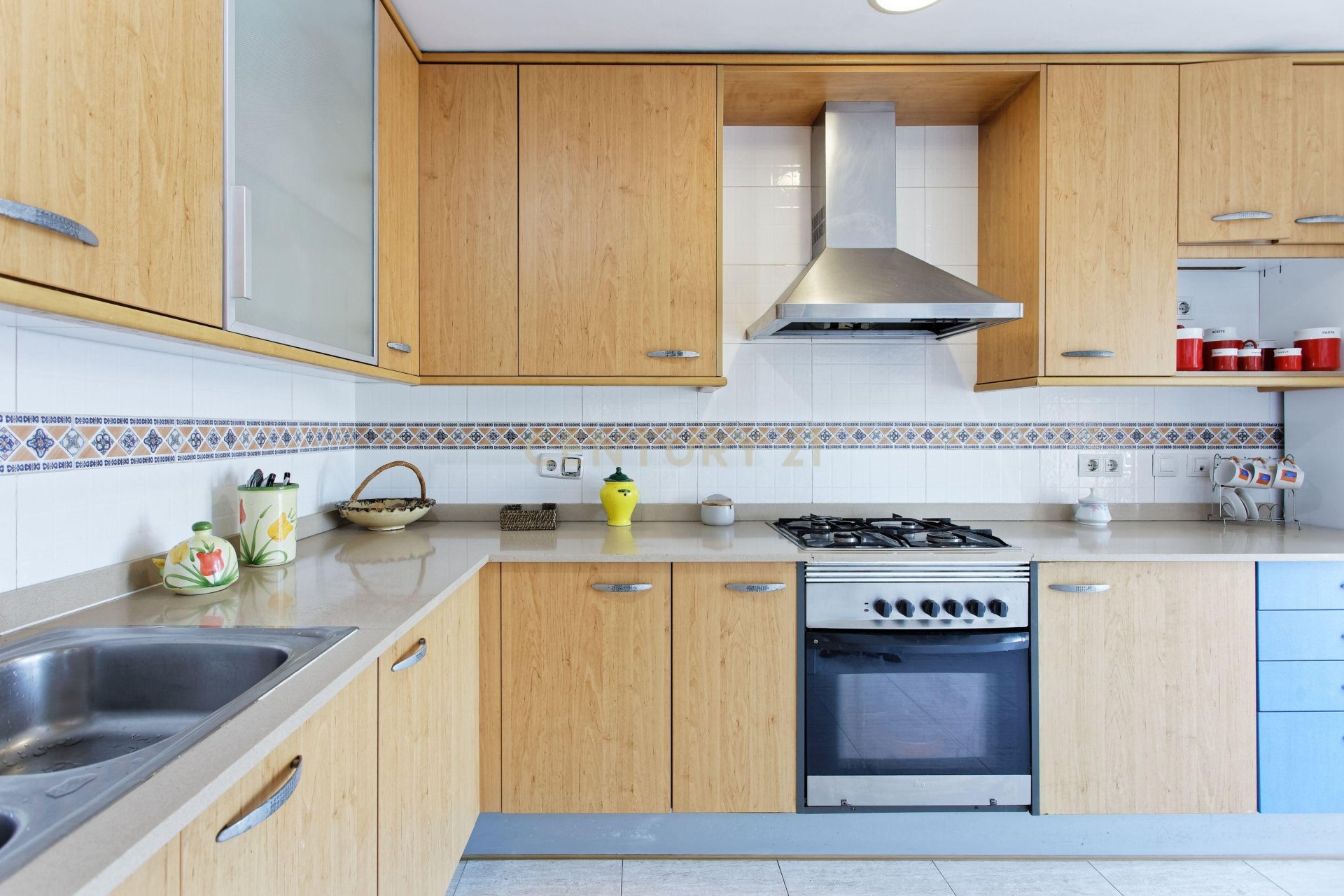 House in Santa Perpetua De Mogoda, Barcelona, Spanien 7 Schlafzimmer, 307 m2 Nr. 167106
