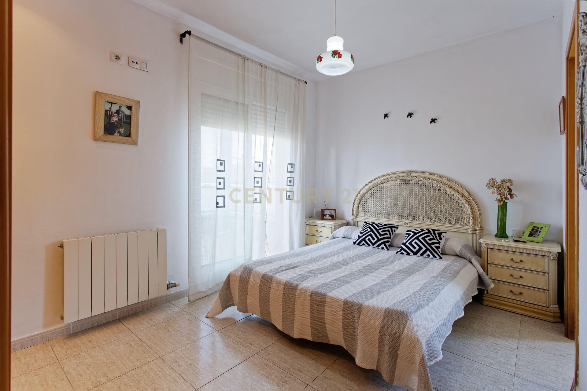 House in Santa Perpetua De Mogoda, Barcelona, Spanien 7 Schlafzimmer, 307 m2 Nr. 167106