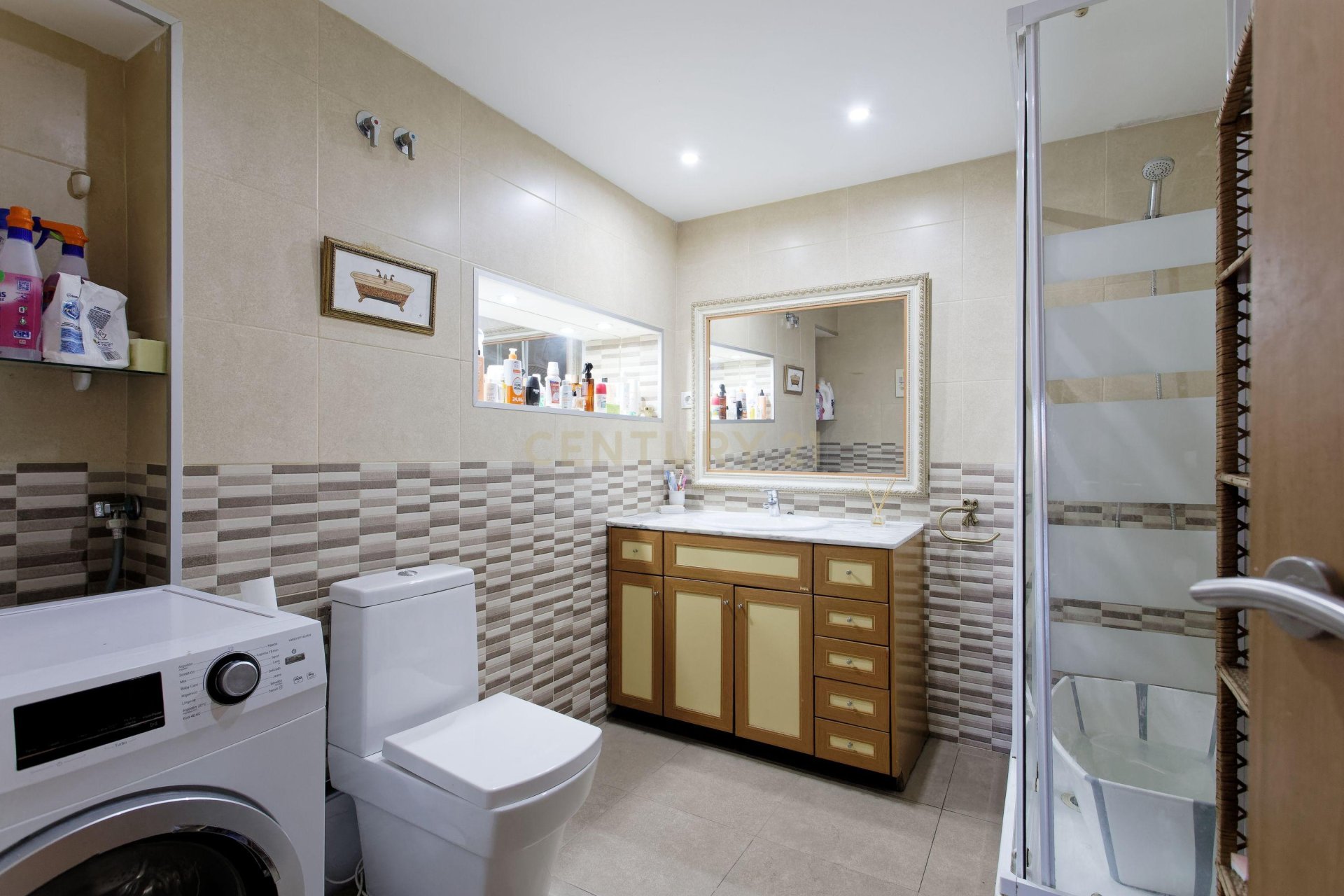 House in Santa Perpetua De Mogoda, Barcelona, Spanien 7 Schlafzimmer, 307 m2 Nr. 167106