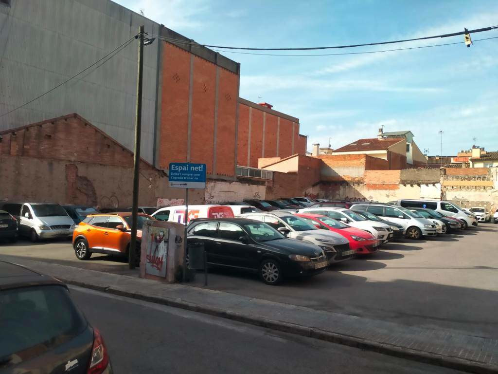Parcela en Ripollet, Barcelona, España No. 167107