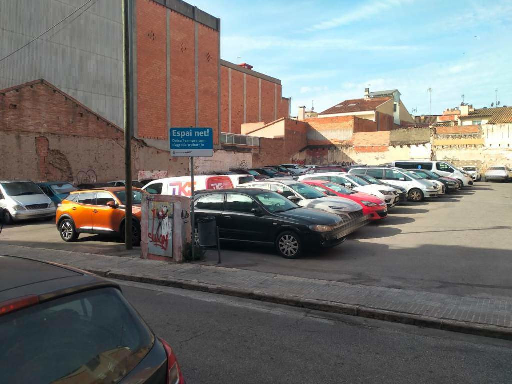 Parcela en Ripollet, Barcelona, España No. 167107