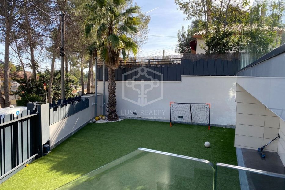 Villa in Castelldefels, Barcelona, Spanien 5 Schlafzimmer, 340 m2 Nr. 78333
