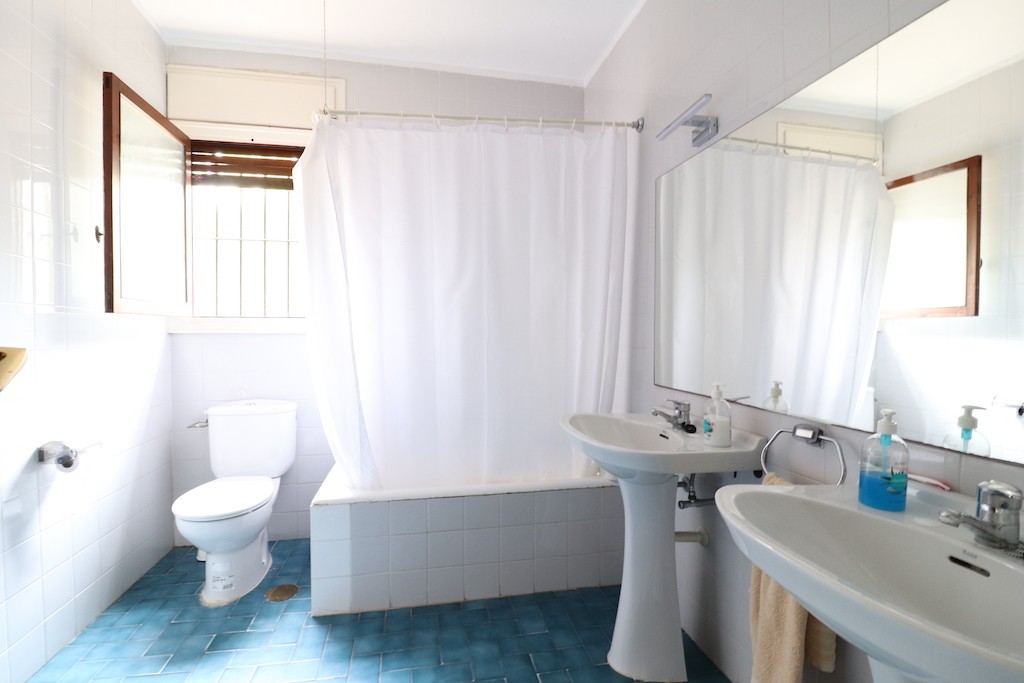 Villa i Campoamor, Alicante, Spanien 7 sovrum, 285 kvm. Nr. 145116