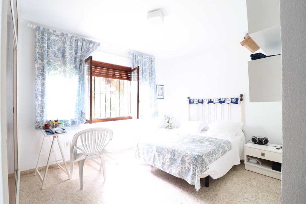 Villa i Campoamor, Alicante, Spanien 7 sovrum, 285 kvm. Nr. 145116