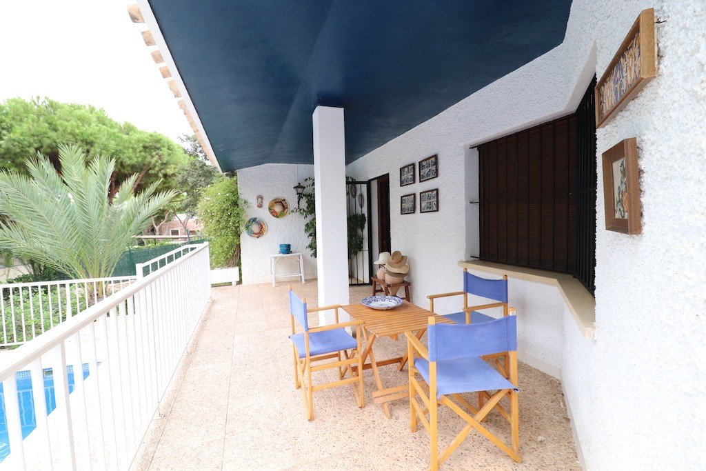 Villa i Campoamor, Alicante, Spanien 7 sovrum, 285 kvm. Nr. 145116