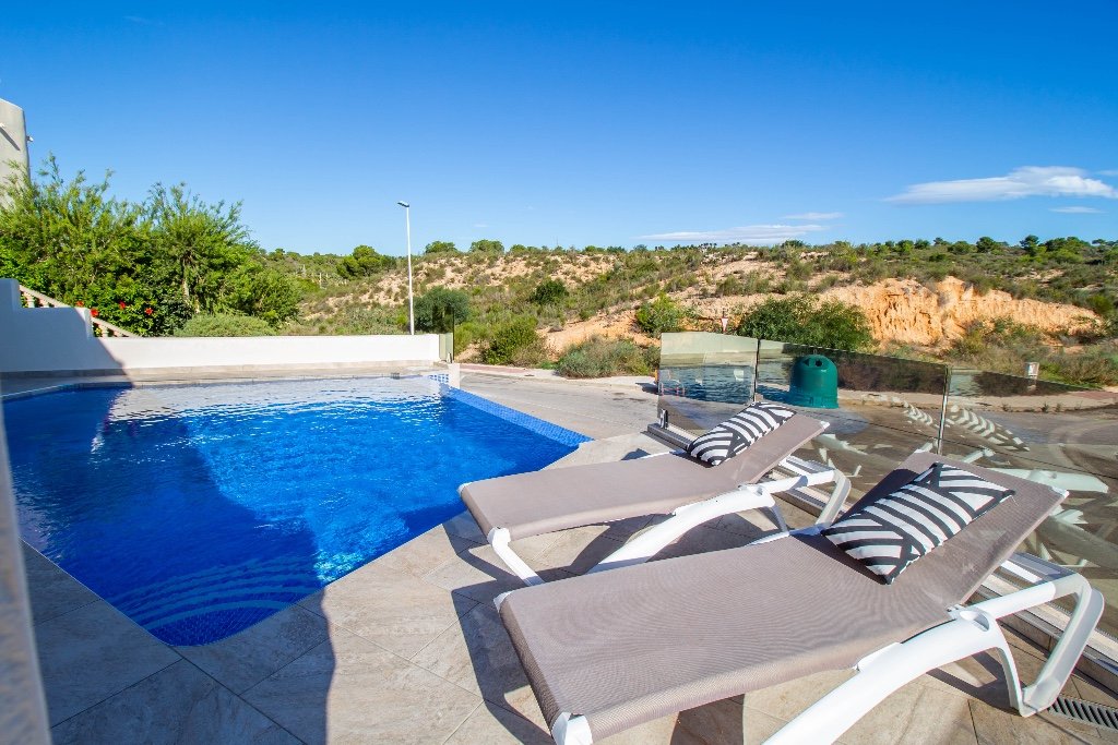 Villa i Las Ramblas, Alicante, Spanien 4 sovrum, 161 kvm. Nr. 145117
