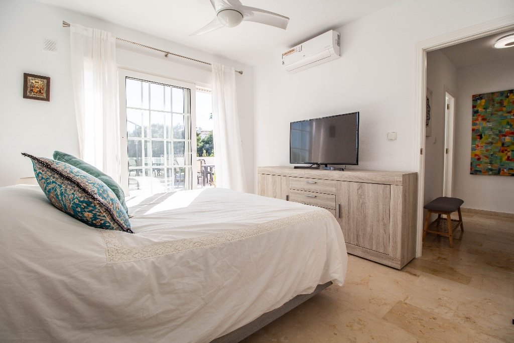 Villa i Las Ramblas, Alicante, Spanien 4 sovrum, 161 kvm. Nr. 145117