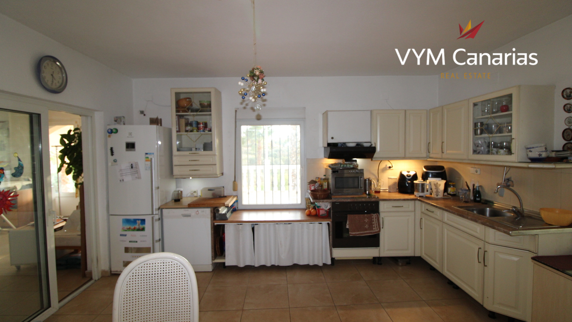 Willa w La Nucia, Alicante, Hiszpania 5 sypialni, 318 mkw. nr 144131