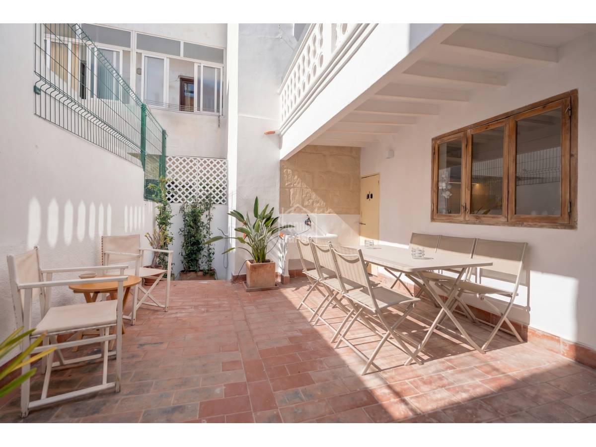 Radhus i Mahon, Menorca, Spanien 4 sovrum, 177 kvm. Nr. 183179