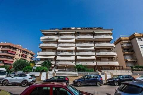 Huoneisto Calafell, Tarragona, Espanja 3 makuuhuonetta, 135 m2 No. 168500