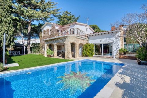 Casa a S'Agaro, Girona, Spagna 5 camere da letto, 254 mq. N° 168504
