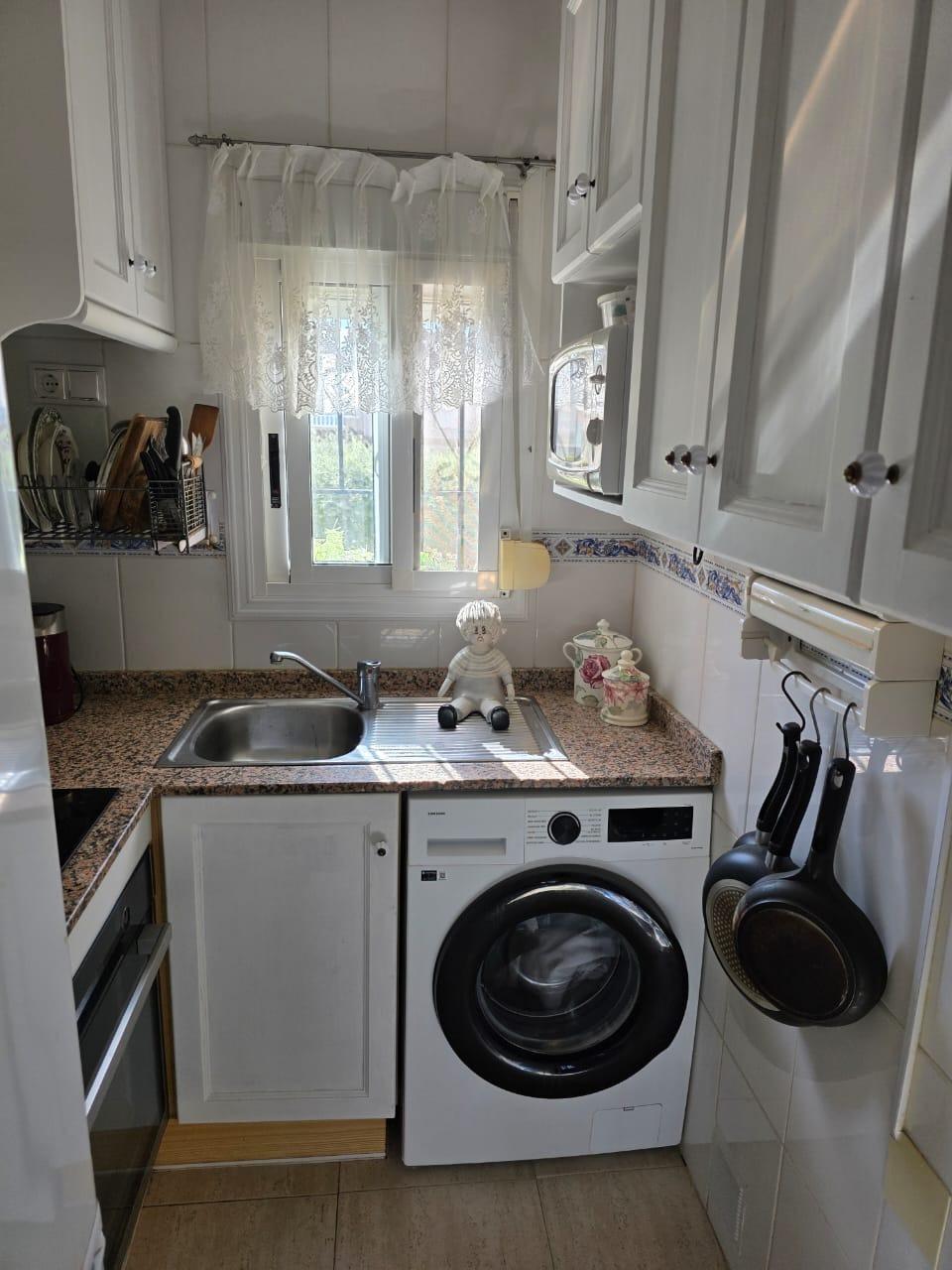 Сasa en Torrevieja, Alicante, España 2 dormitorios, 65 m2 No. 182927