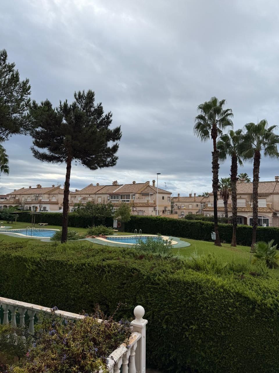 Сasa en Torrevieja, Alicante, España 2 dormitorios, 65 m2 No. 182927
