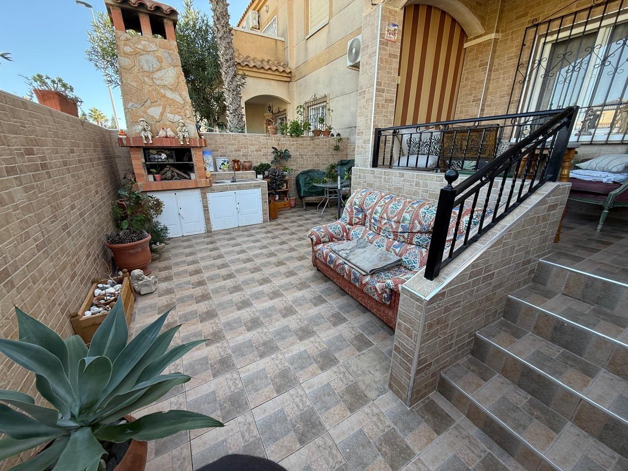 Сasa en Torrevieja, Alicante, España 2 dormitorios, 65 m2 No. 182927