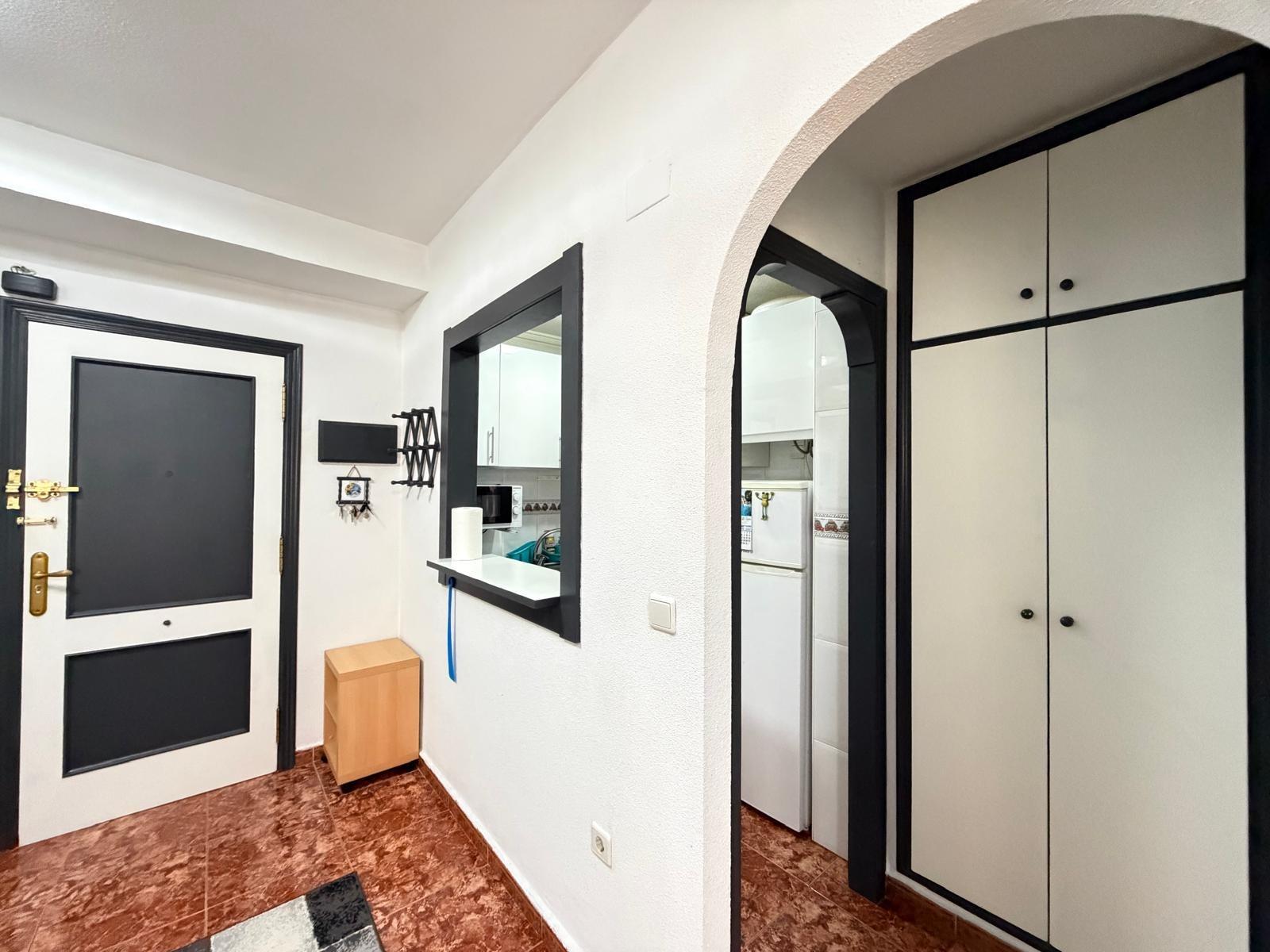 Appartamento a Torrevieja, Alicante, Spagna 1 camera da letto, 48 mq. N° 182929