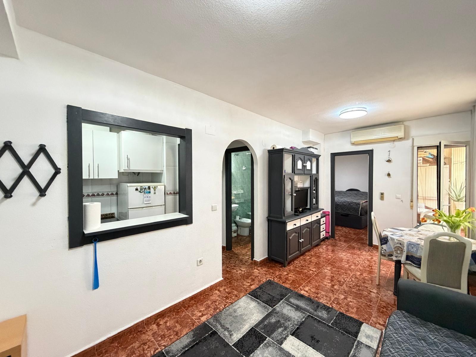 Appartamento a Torrevieja, Alicante, Spagna 1 camera da letto, 48 mq. N° 182929