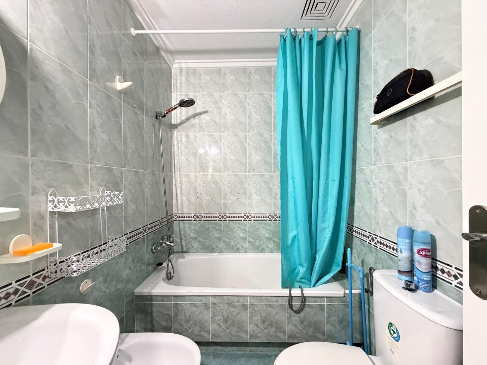 Appartamento a Torrevieja, Alicante, Spagna 1 camera da letto, 48 mq. N° 182929