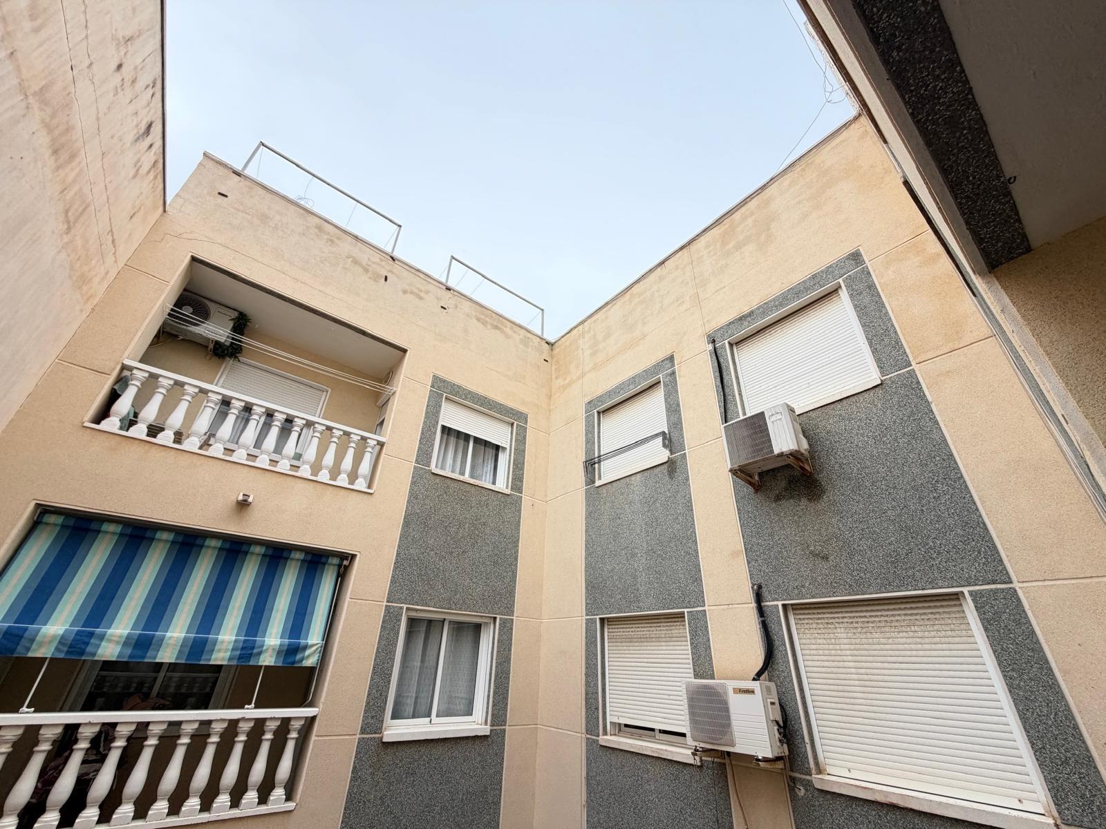 Appartamento a Torrevieja, Alicante, Spagna 1 camera da letto, 48 mq. N° 182929