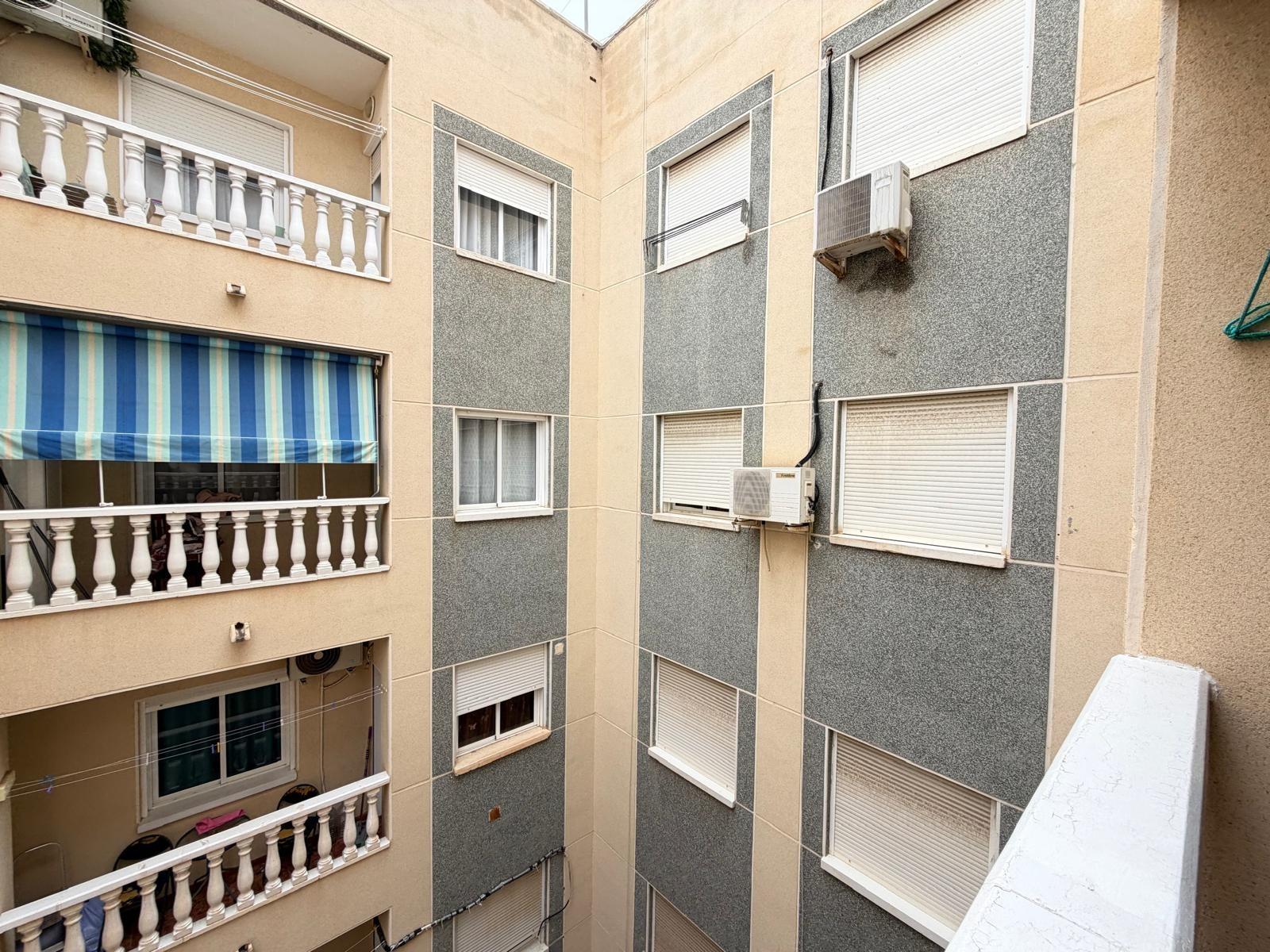 Appartamento a Torrevieja, Alicante, Spagna 1 camera da letto, 48 mq. N° 182929
