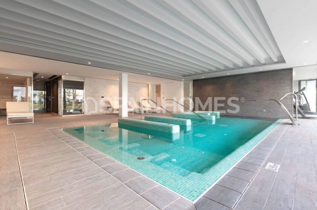 Villa in Estepona, Malaga, Spanien 3 Schlafzimmer, 309 m2 Nr. 155330