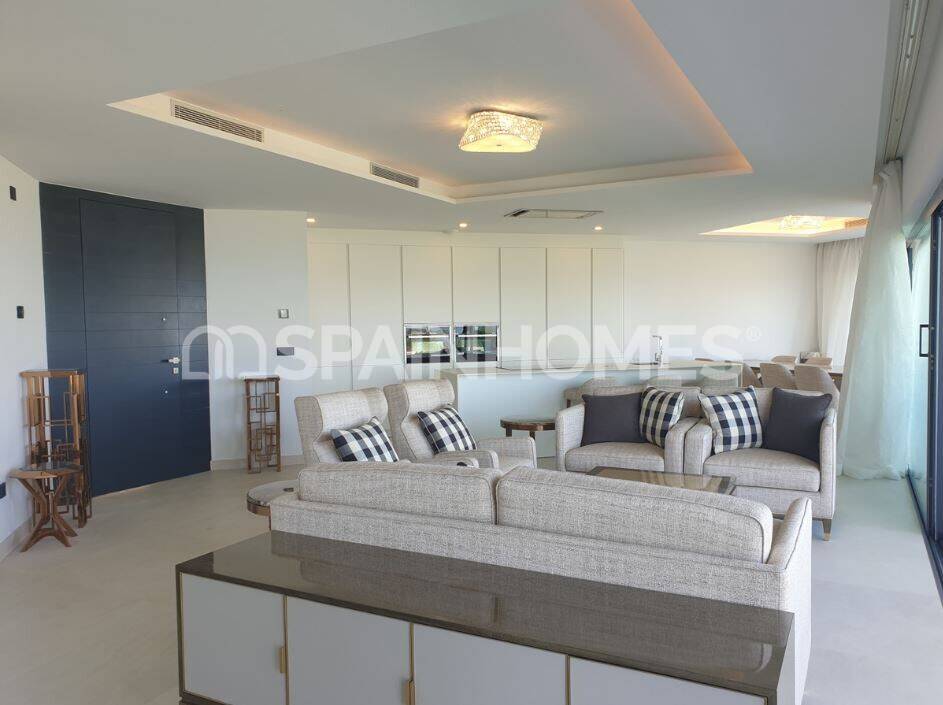 Villa in Estepona, Malaga, Spanien 3 Schlafzimmer, 309 m2 Nr. 155330