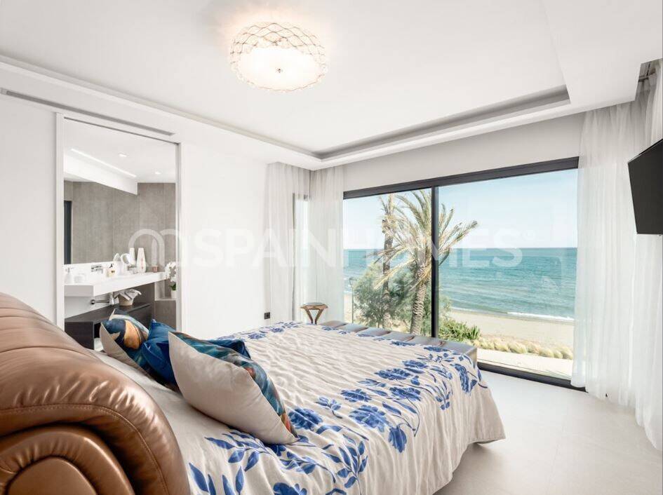 Villa in Estepona, Malaga, Spanien 3 Schlafzimmer, 309 m2 Nr. 155330