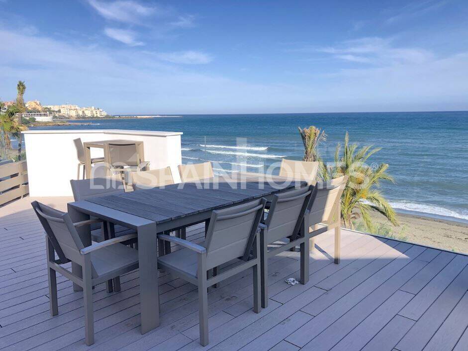 Villa in Estepona, Malaga, Spanien 3 Schlafzimmer, 309 m2 Nr. 155330
