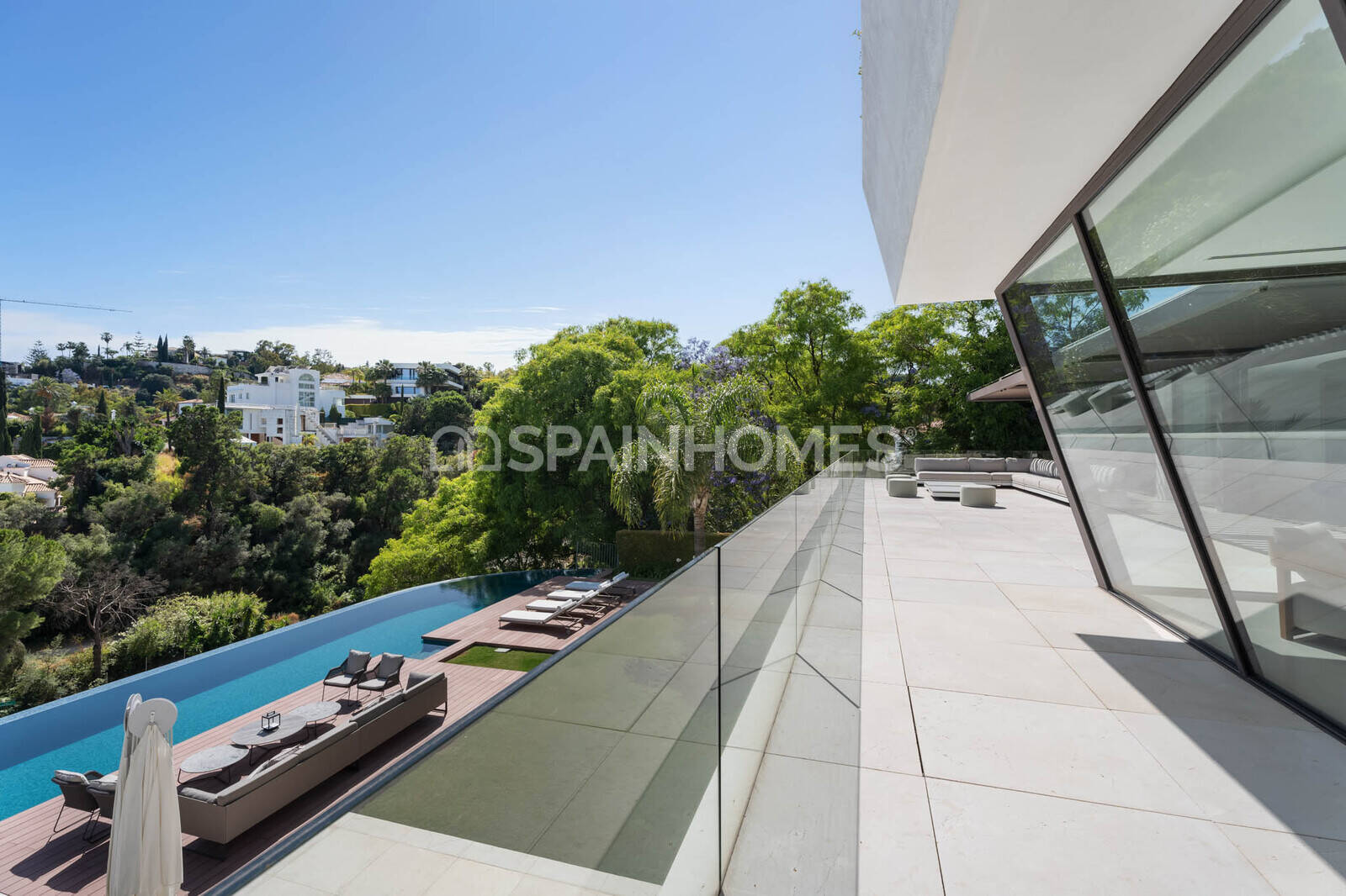 Villa in Benahavis, Malaga, Spanien 6 Schlafzimmer, 737 m2 Nr. 155333