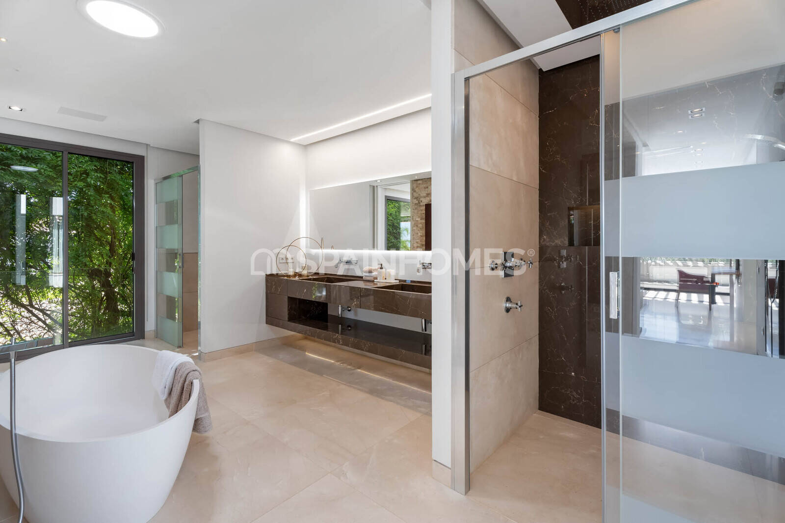 Villa in Benahavis, Malaga, Spanien 6 Schlafzimmer, 737 m2 Nr. 155333