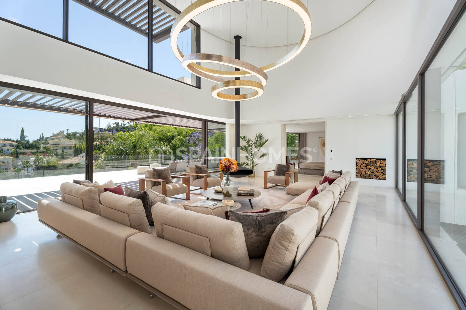 Villa in Benahavis, Malaga, Spanien 6 Schlafzimmer, 737 m2 Nr. 155333