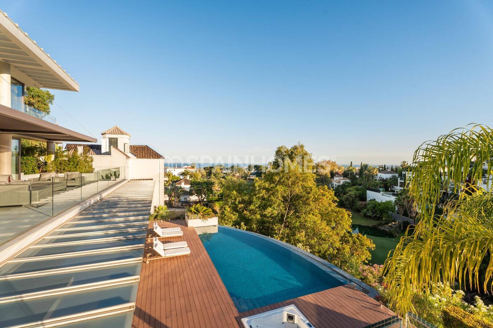Villa Benahavis, Malaga, Spānijā 5 istabas, 546 m2 Nr. 155334