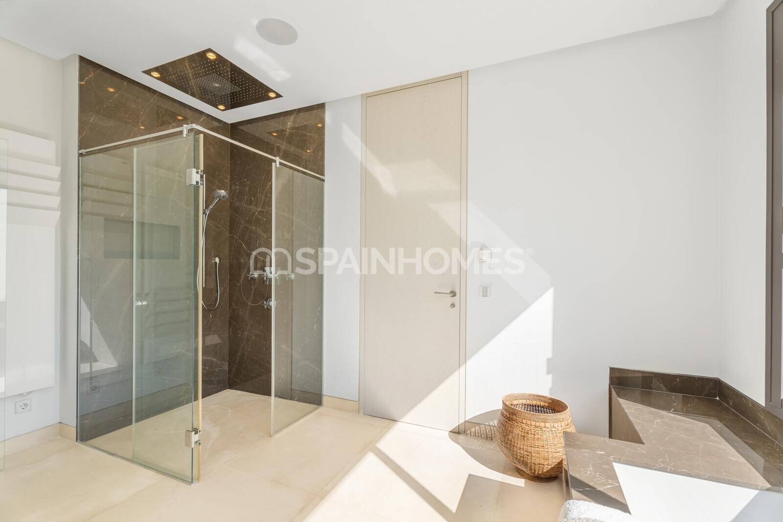 Villa Benahavis, Malaga, Spānijā 5 istabas, 546 m2 Nr. 155334