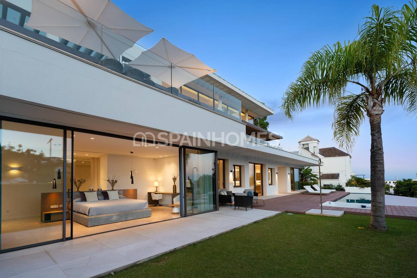 Villa Benahavis, Malaga, Spānijā 5 istabas, 546 m2 Nr. 155334