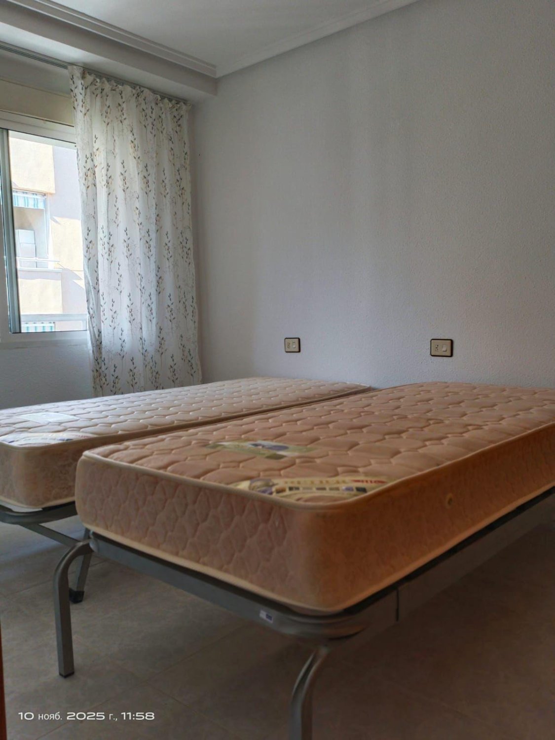 Apartamento en Torrevieja, Alicante, España 1 dormitorio, 84 m2 No. 182950