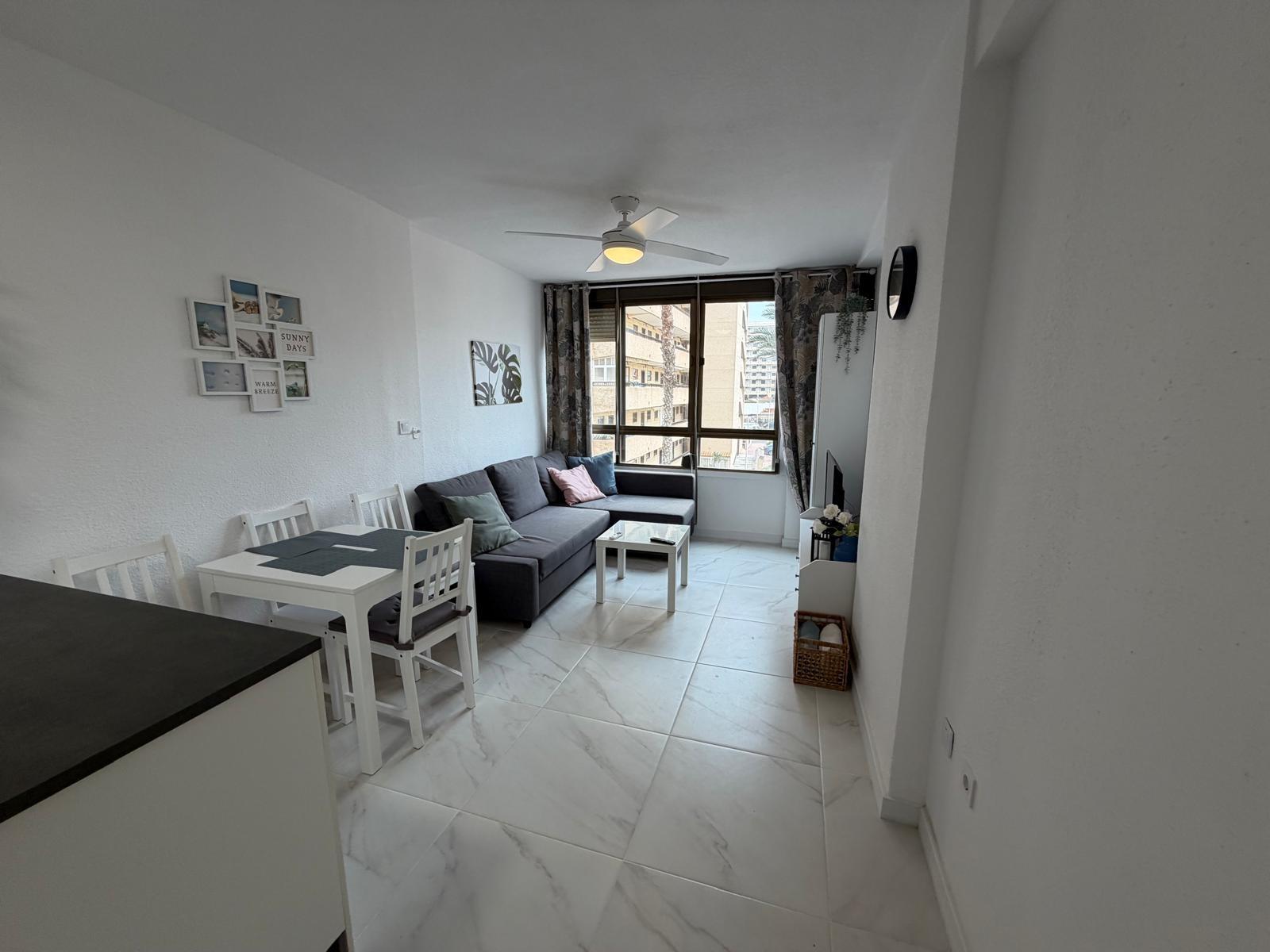 Apartamento en Torrevieja, Alicante, España 1 dormitorio, 35 m2 No. 182949