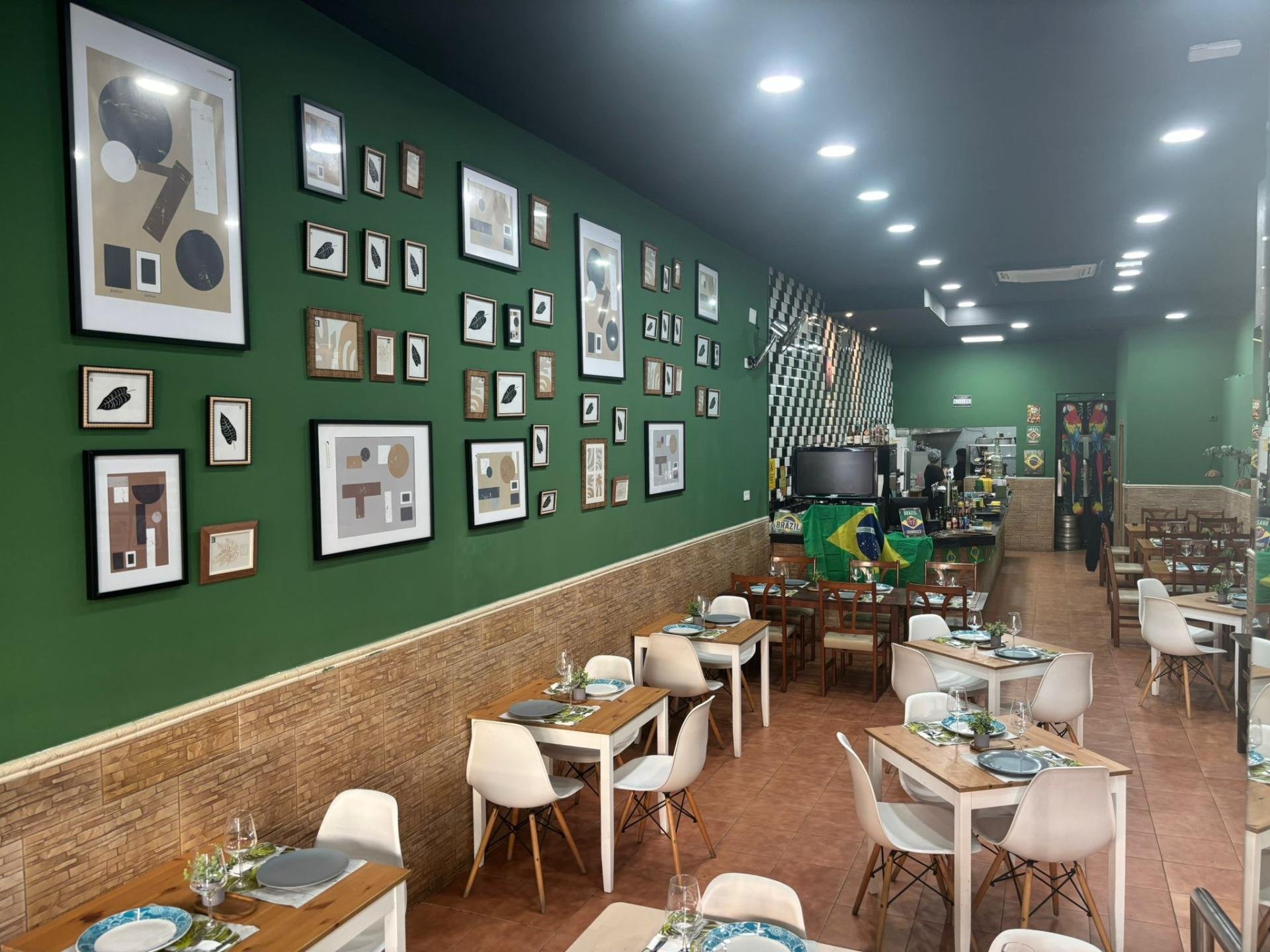 Commercial property in Alicante, Spain 140 sq.m. No. 182947