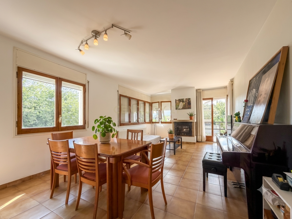 Talo Campins, Barcelona, Espanja 5 makuuhuonetta, 179 m2 No. 191086
