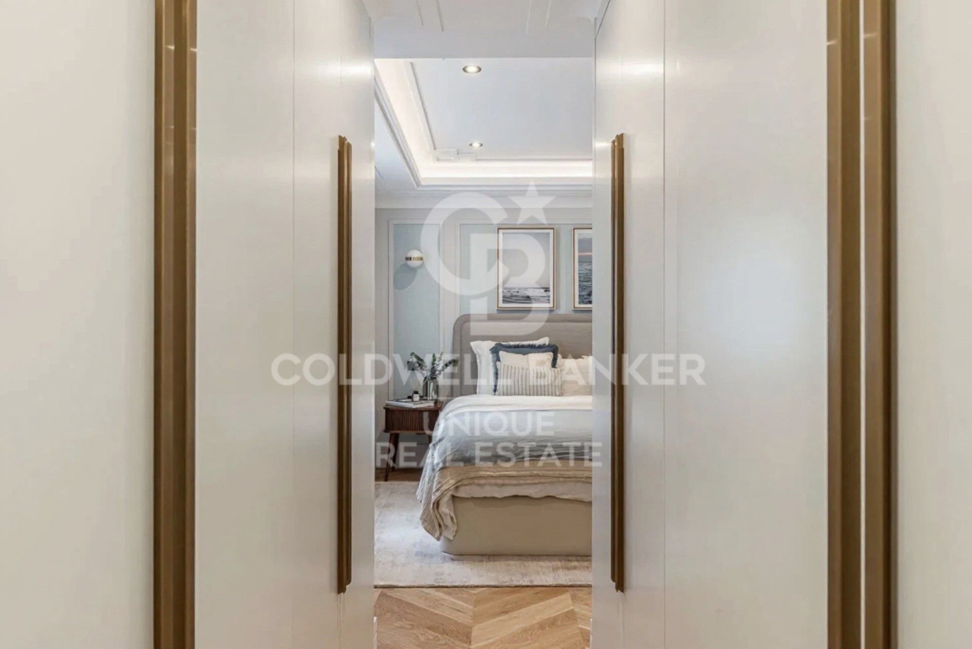 Квартира в Мадрид, Испания 3 спальни, 235м2 №157337