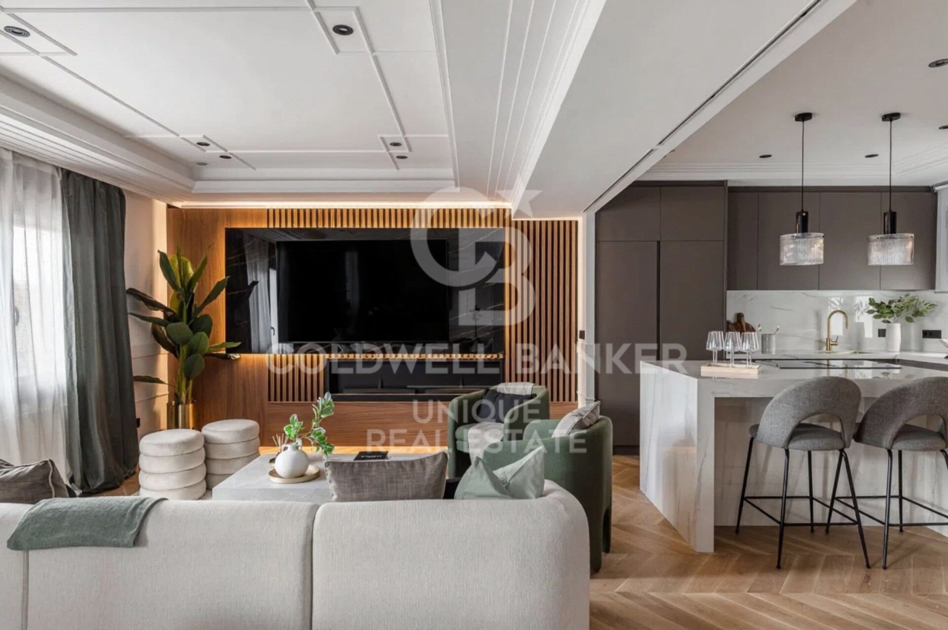 Квартира в Мадрид, Испания 3 спальни, 235м2 №157337