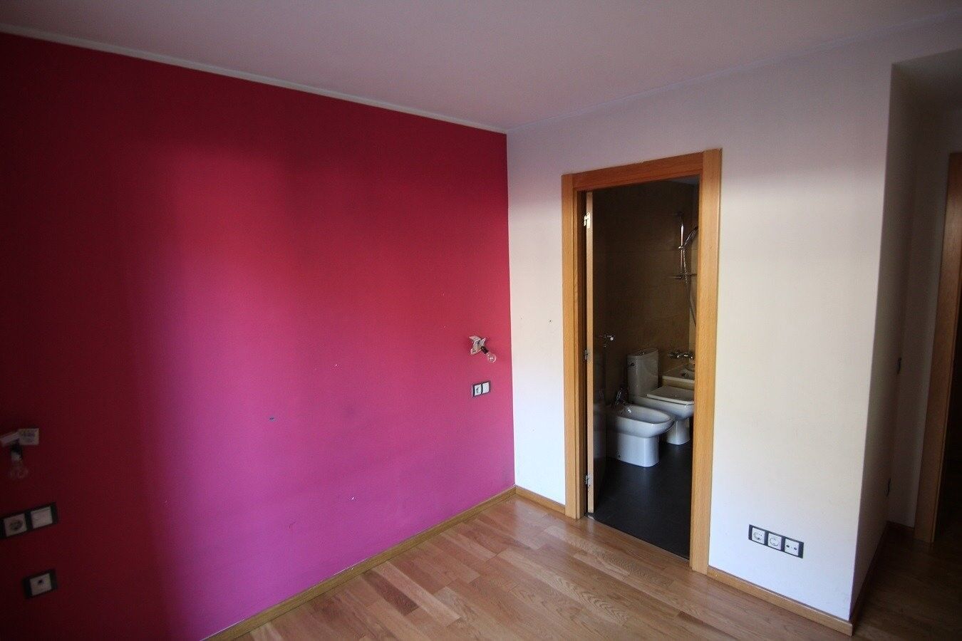 Apartment in Principado De Andorra (Ninguna Poblacion Tiene C.P.), Lleida, Spain 3 bedrooms, 92 sq.m. No. 157335