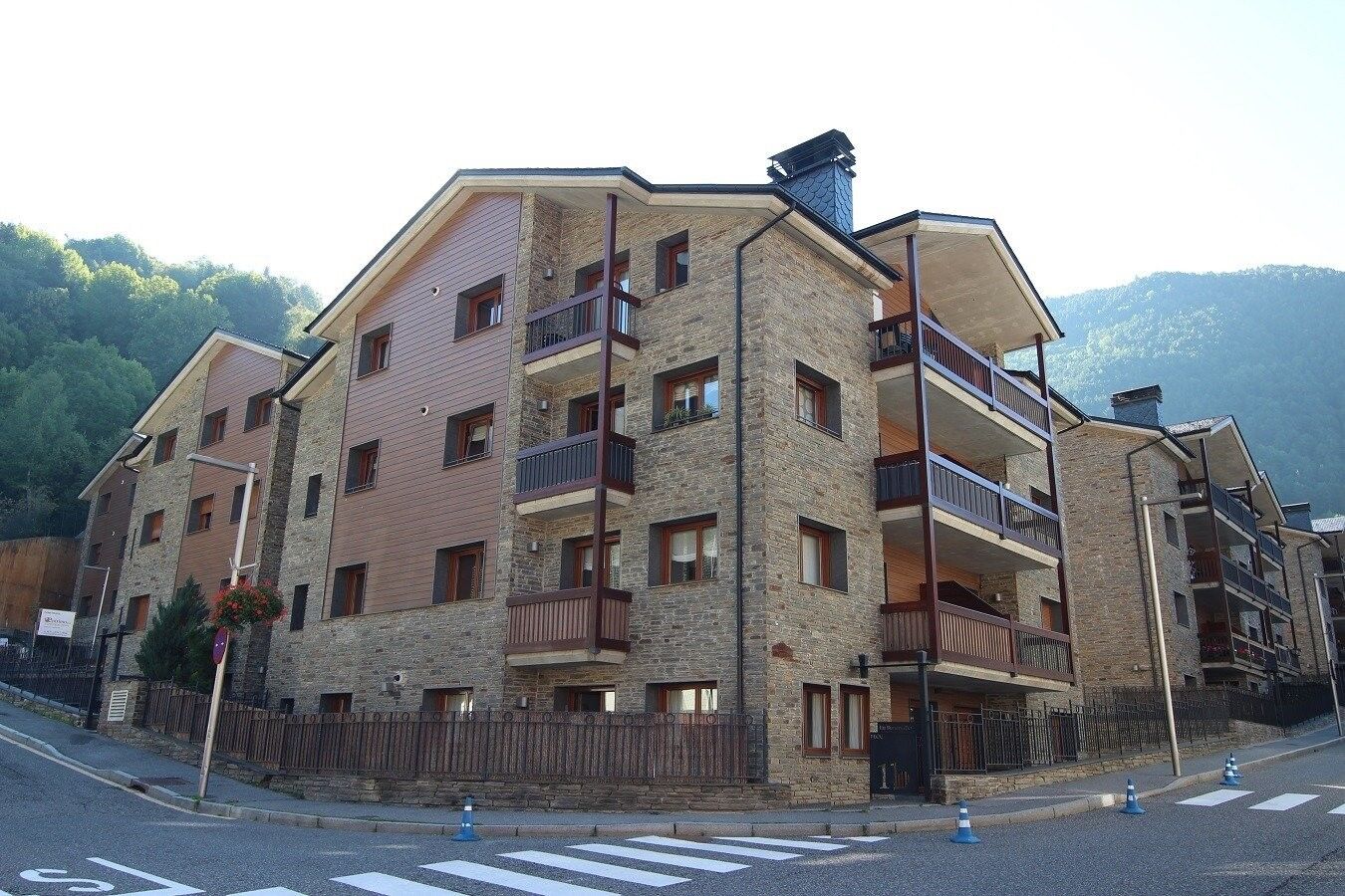 Apartment in Principado De Andorra (Ninguna Poblacion Tiene C.P.), Lleida, Spain 3 bedrooms, 92 sq.m. No. 157335