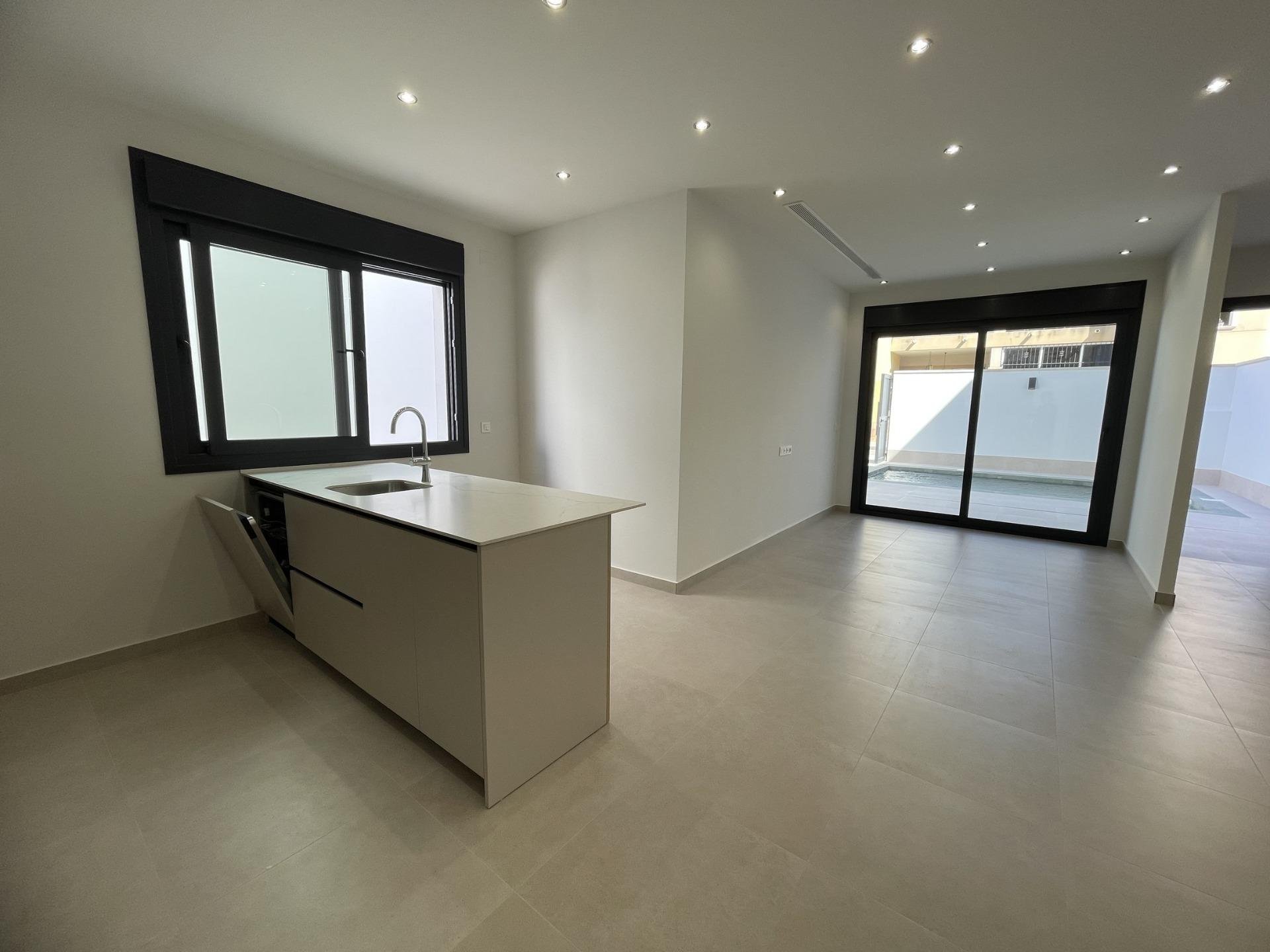 Villa en Almoradí, Alicante, España 3 dormitorios, 134 m2 No. 143044