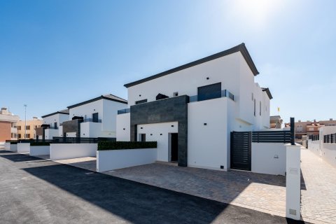 Dvīņu māja Gran Alacant, Alicante, Spānijā 3 istabas, 96 m2 Nr. 143046
