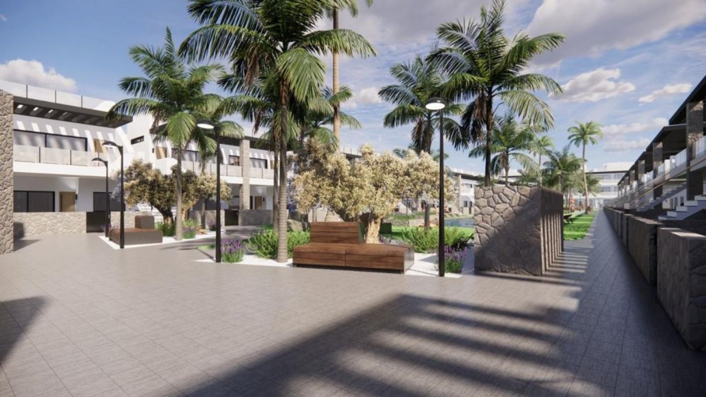 Villa a Torrevieja, Alicante, Spagna 4 camere da letto, 125 mq. N° 165218