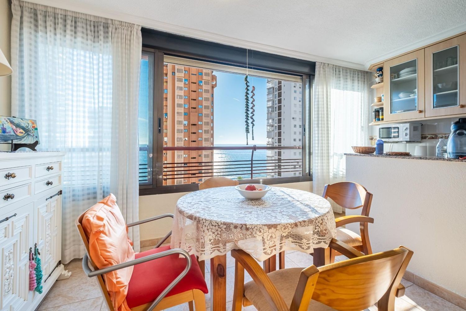 Apartamento en Benidorm, Alicante, España 2 dormitorios, 60 m2 No. 179702