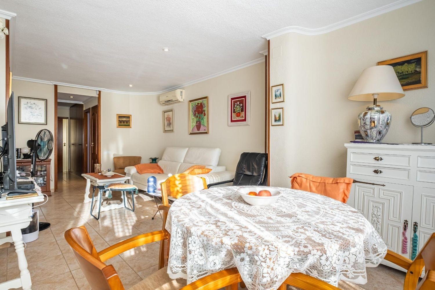 Apartamento en Benidorm, Alicante, España 2 dormitorios, 60 m2 No. 179702