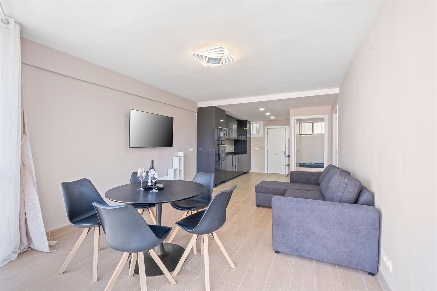 Apartment in Benidorm, Alicante, Spain 2 bedrooms, 65 sq.m. No. 179706